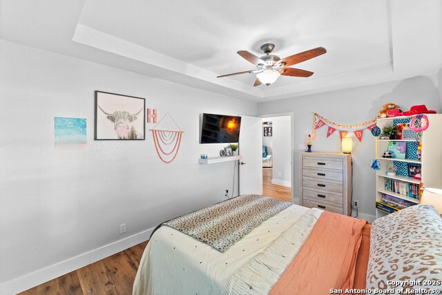 Image 25 of 72 For 1265 Hillside Oaks Dr