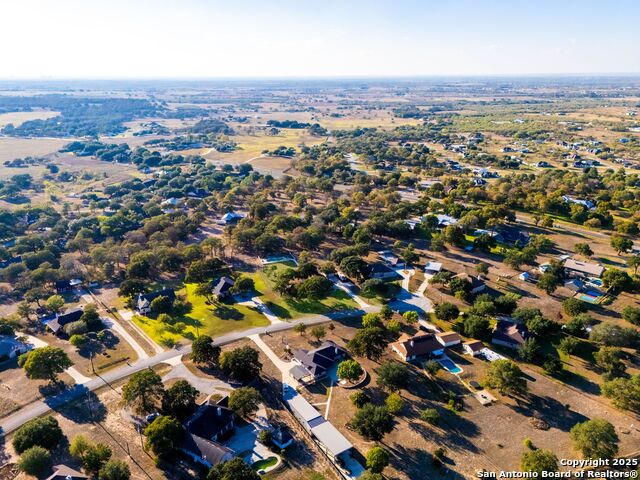 Image 38 of 72 For 1265 Hillside Oaks Dr