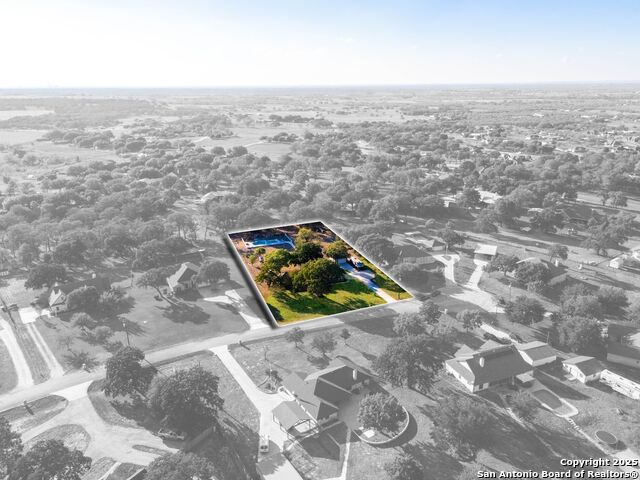 Image 39 of 72 For 1265 Hillside Oaks Dr