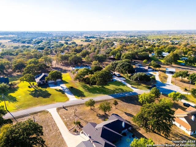 Image 41 of 72 For 1265 Hillside Oaks Dr