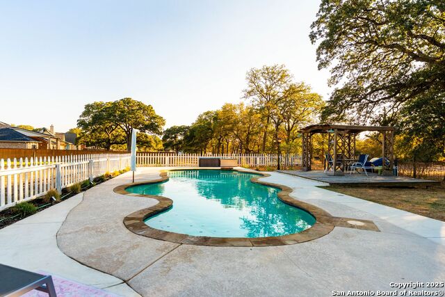 Image 43 of 72 For 1265 Hillside Oaks Dr