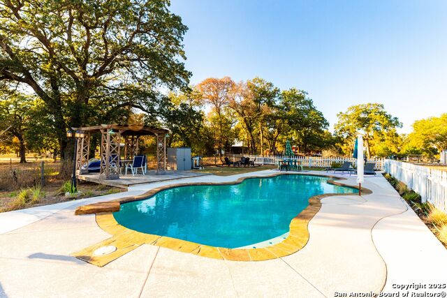 Image 44 of 72 For 1265 Hillside Oaks Dr