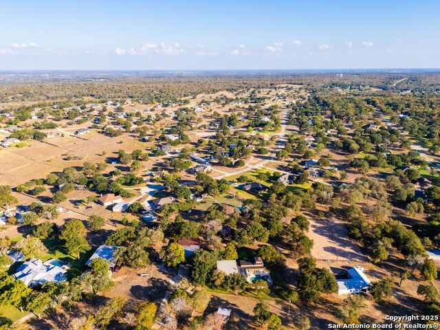 Image 49 of 72 For 1265 Hillside Oaks Dr