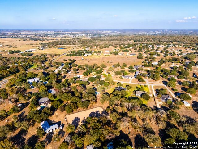 Image 51 of 72 For 1265 Hillside Oaks Dr