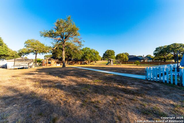 Image 54 of 72 For 1265 Hillside Oaks Dr