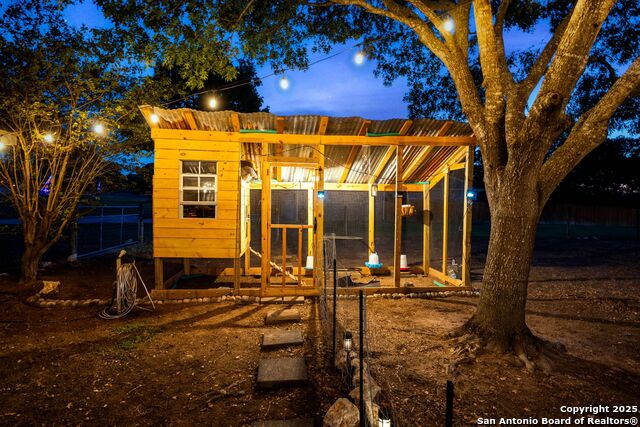 Image 63 of 72 For 1265 Hillside Oaks Dr