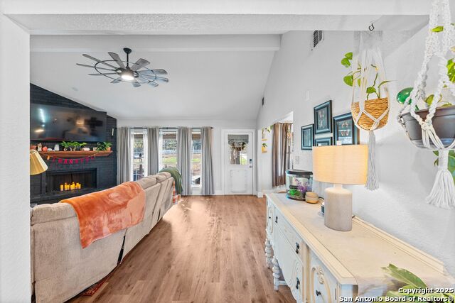 Image 7 of 72 For 1265 Hillside Oaks Dr