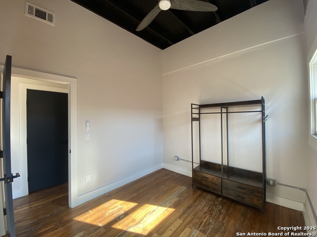 Image 4 of 9 For 1714 St. Mary's S 3