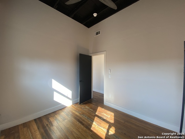 Image 5 of 9 For 1714 St. Mary's S 3