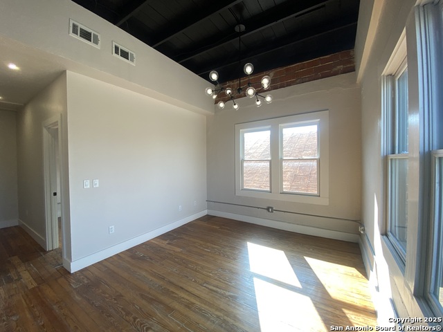 Image 7 of 9 For 1714 St. Mary's S 3