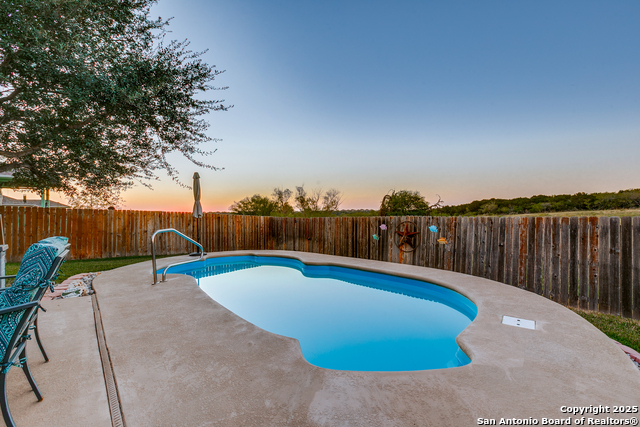 Image 2 of 25 For 212 Anvil Pl