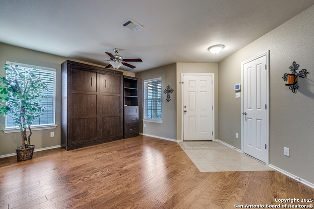 Image 4 of 25 For 212 Anvil Pl