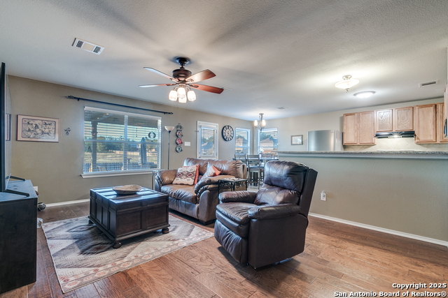 Image 6 of 25 For 212 Anvil Pl