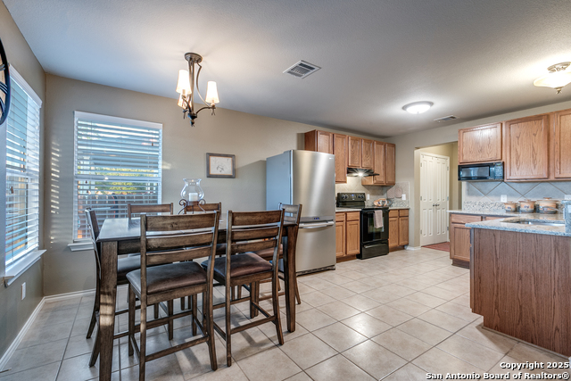 Image 8 of 25 For 212 Anvil Pl