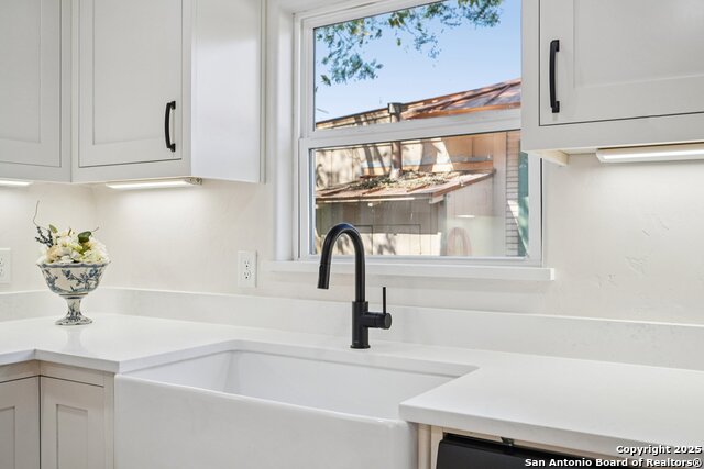 Image 15 of 58 For 1513 Jefferson St