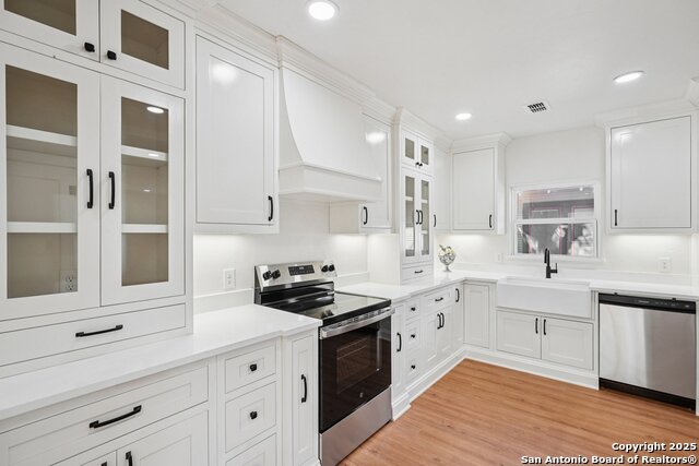 Image 16 of 58 For 1513 Jefferson St