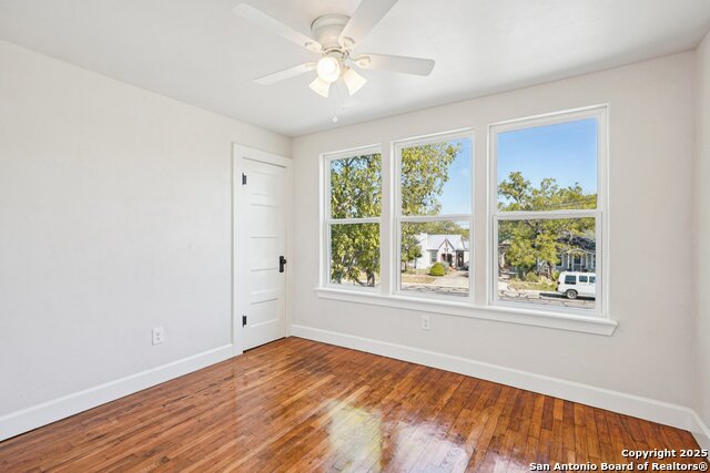 Image 27 of 58 For 1513 Jefferson St