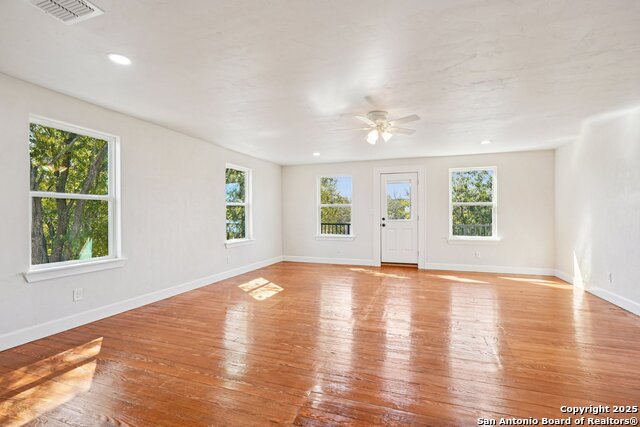 Image 32 of 58 For 1513 Jefferson St