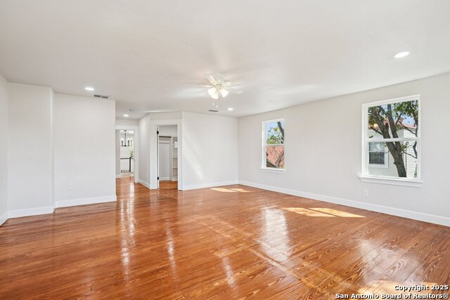 Image 35 of 58 For 1513 Jefferson St