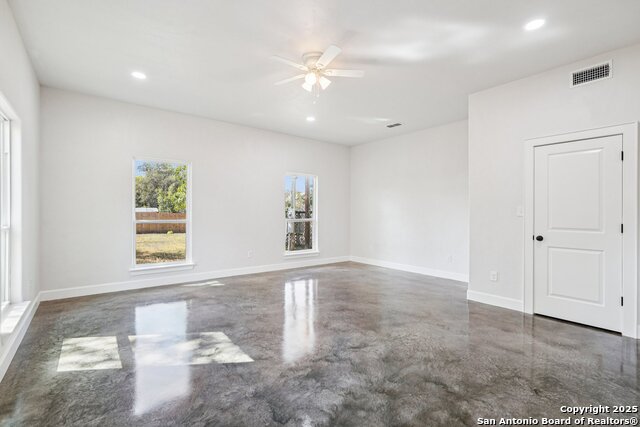 Image 43 of 58 For 1513 Jefferson St