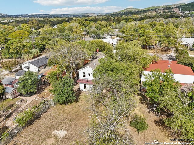 Image 54 of 58 For 1513 Jefferson St