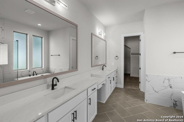 Image 29 of 41 For 113 Estrella