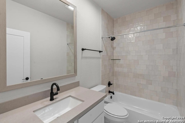 Image 34 of 41 For 113 Estrella