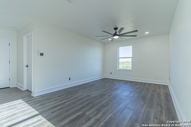 Image 25 of 49 For 5110 Sunview Vly