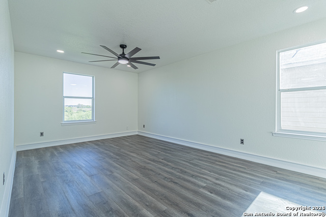 Image 26 of 49 For 5110 Sunview Vly