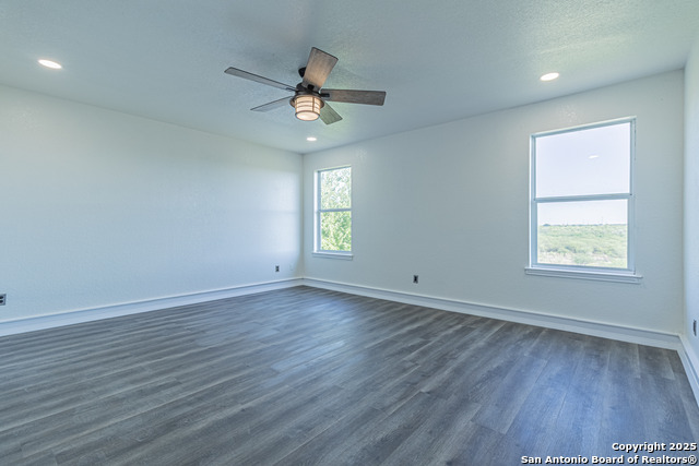 Image 30 of 49 For 5110 Sunview Vly