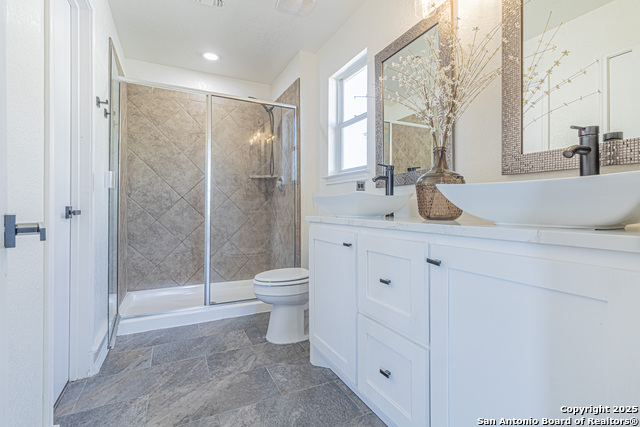 Image 35 of 49 For 5110 Sunview Vly