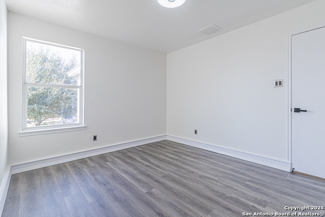 Image 40 of 49 For 5110 Sunview Vly