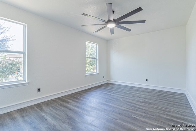 Image 42 of 49 For 5110 Sunview Vly