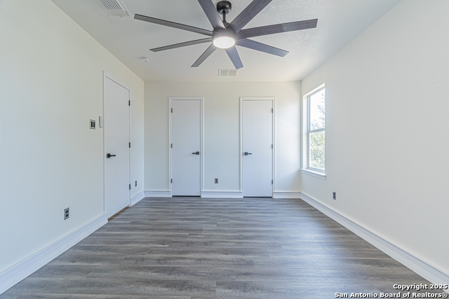 Image 44 of 49 For 5110 Sunview Vly