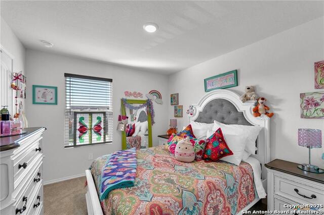 Image 11 of 48 For 437 Signe  