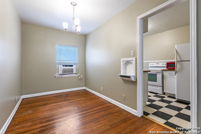 Image 21 of 25 For 229 Natalen  1