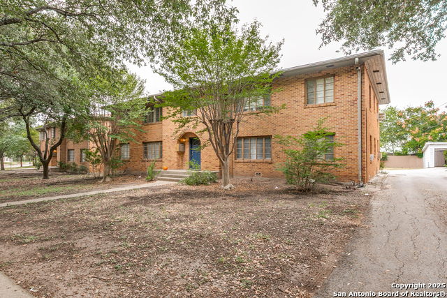 Image 24 of 25 For 229 Natalen  1