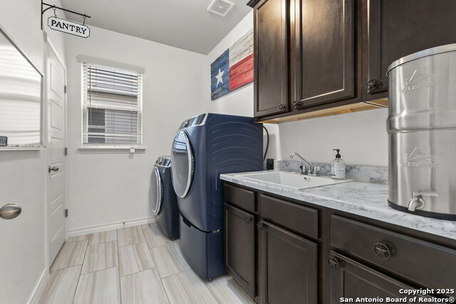 Image 15 of 44 For 3238 Blenheim Park