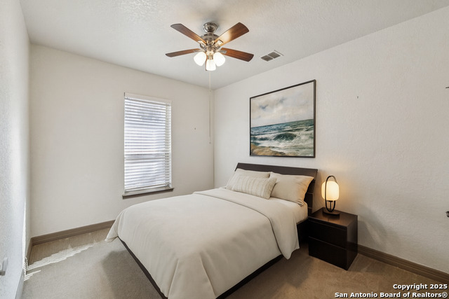 Listing photo id 11 for 1703 Nightshade