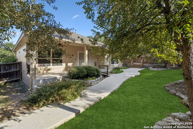 Listing photo id 13 for 1703 Nightshade