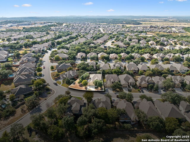 Listing photo id 15 for 1703 Nightshade