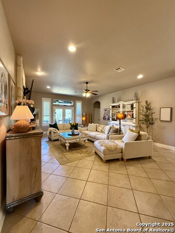 Listing photo id 8 for 28938 Fairs Gate