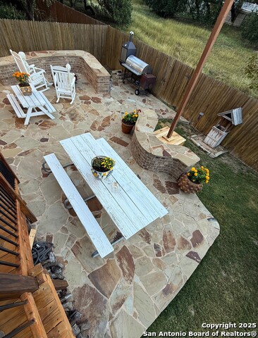 Listing photo id 25 for 28938 Fairs Gate