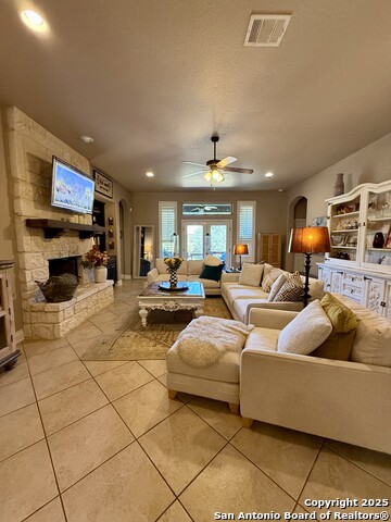 Listing photo id 7 for 28938 Fairs Gate