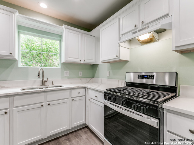 Image 12 of 27 For 3223 Travis W