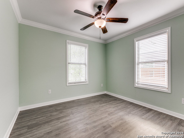 Image 23 of 27 For 3223 Travis W