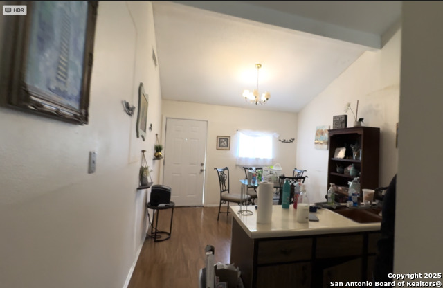 Image 2 of 10 For 6520 Spring Lark