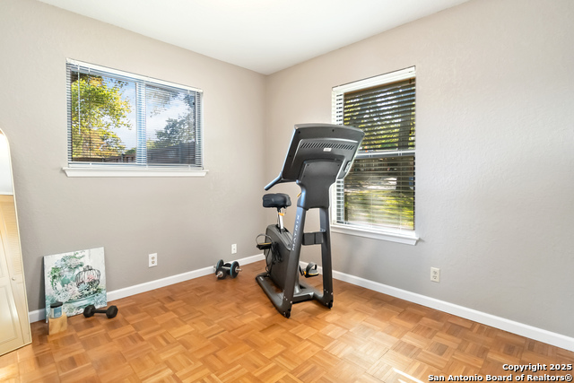 Image 12 of 17 For 4703 Lorelei