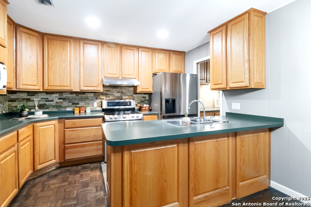 Image 5 of 17 For 4703 Lorelei