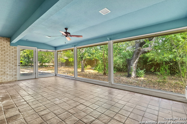 Listing photo id 25 for 6041 Trone Trail